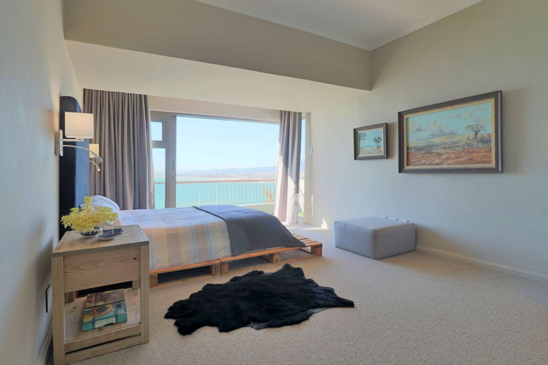 gordons-bay-self-catering-accommodation-18-suikerbossie-08