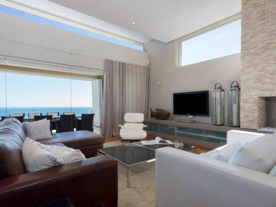 eab509ed-ff98-4274-85e3-490f120185a9