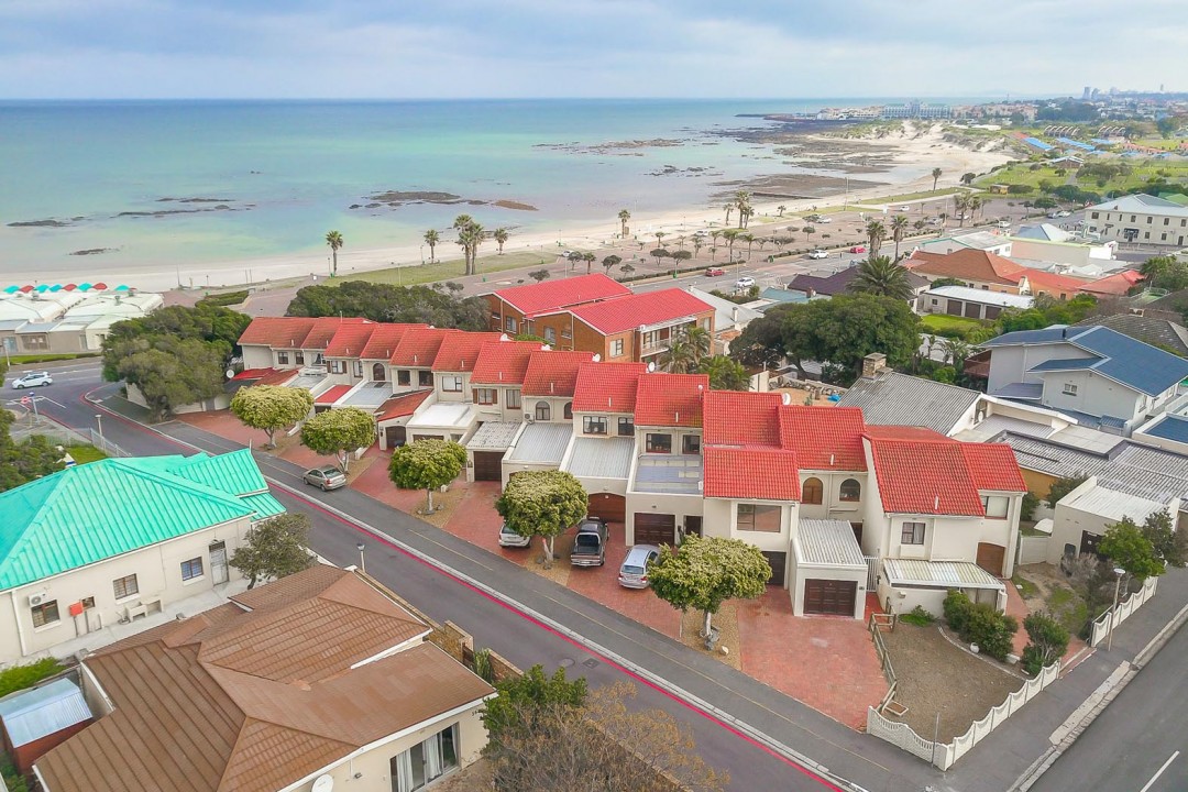 self-catering-accommodation-gordons-bay-milkwood-house-22