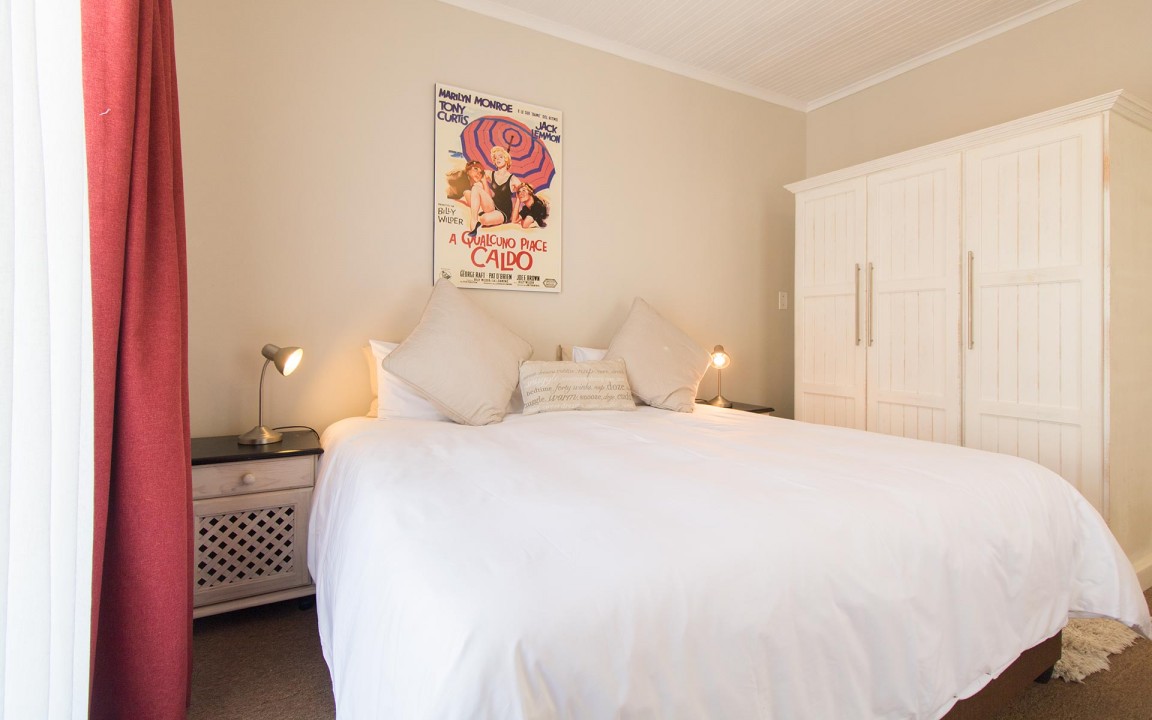 self-catering-gordons-bay-die-braaihuis-25