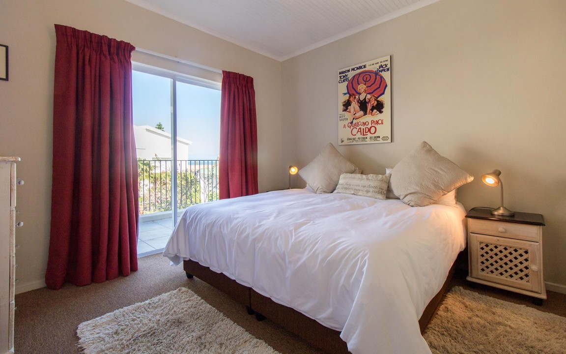self-catering-gordons-bay-die-braaihuis-26