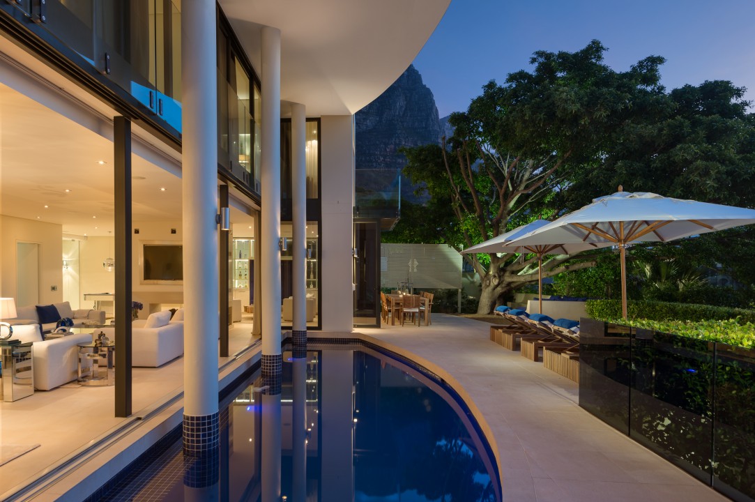 14. Swimming pool and garden