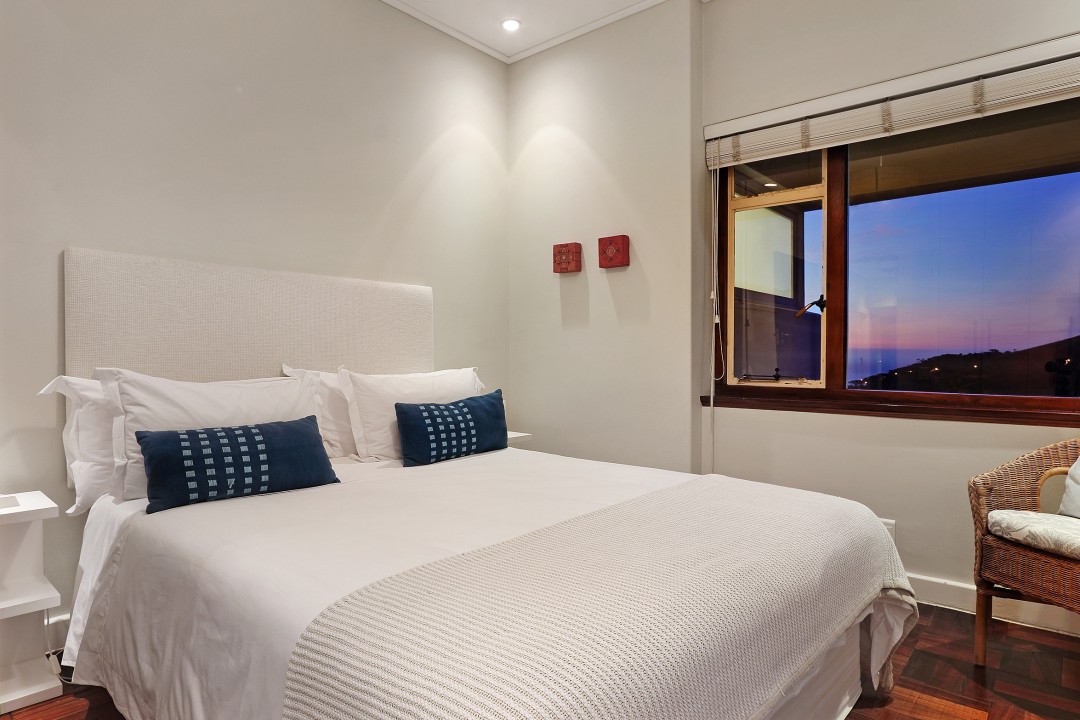 e40726e0-f193-4c0b-b772-3a3812e329a2