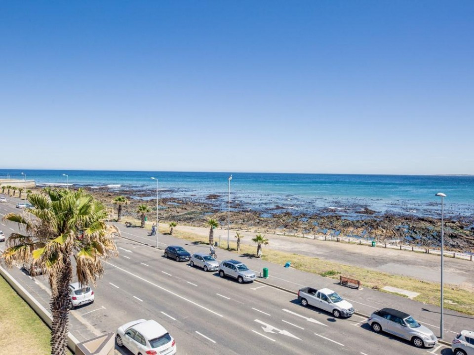 39f05d7b-0ae6-48a5-abbc-ffb15eff2e77