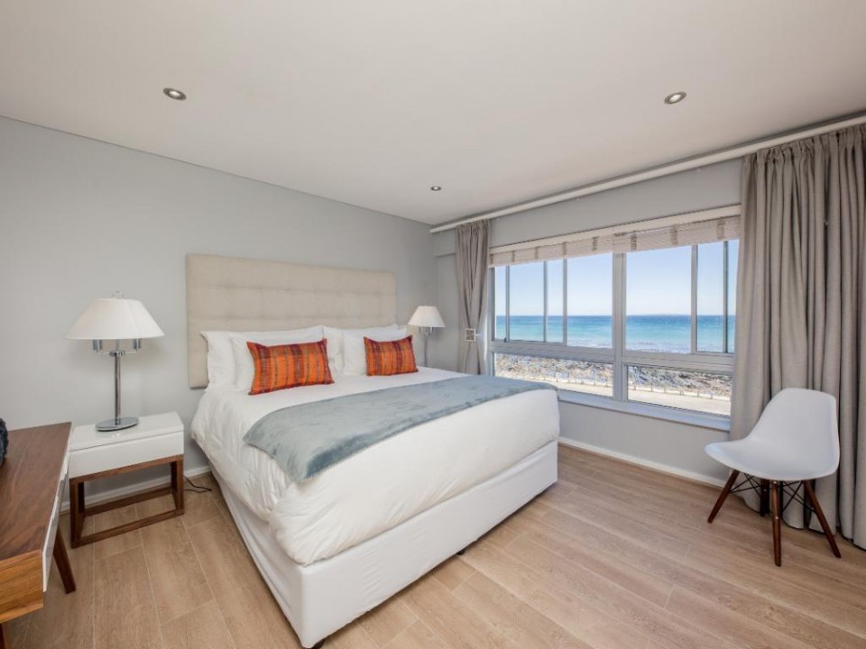 5bfb9ab9-938e-4656-8d7f-9c3fa65310b0