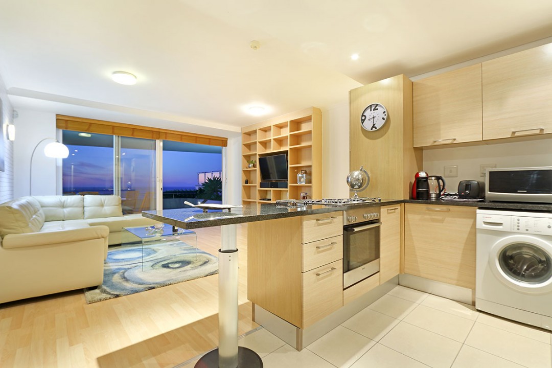 5d9304e7036ee459367441