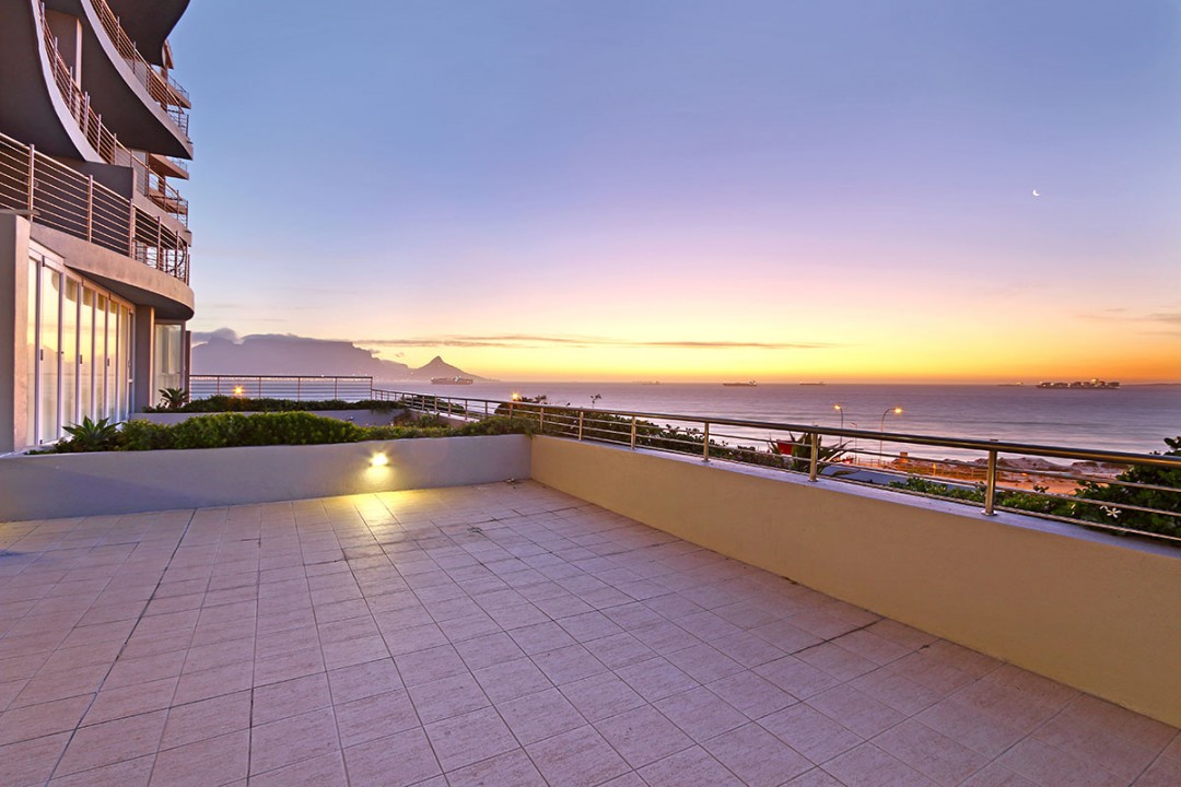 5d9304e784c2d768496290