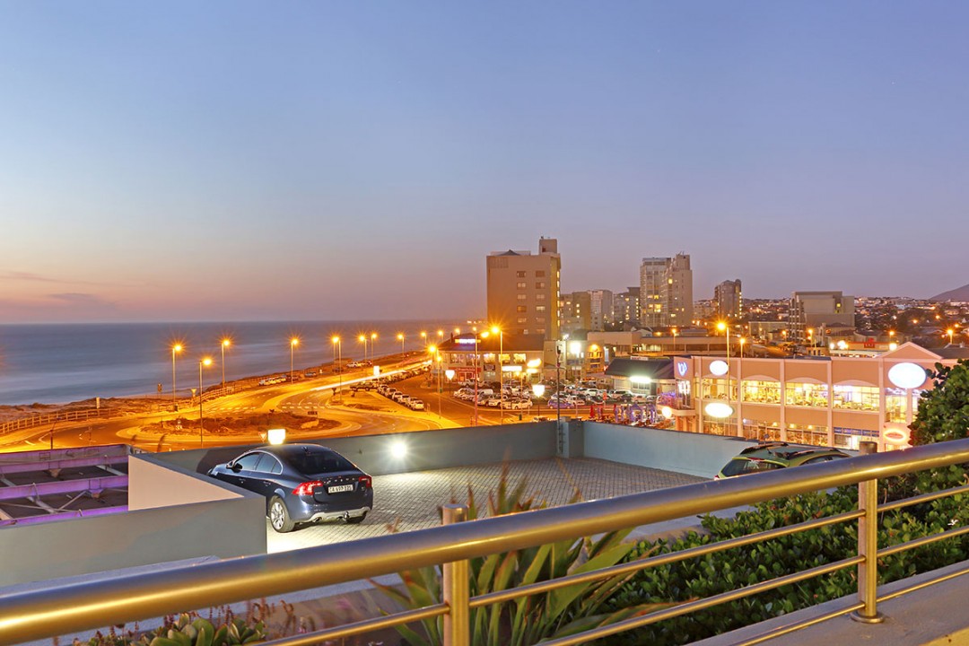 5d9304e7c63aa672919999