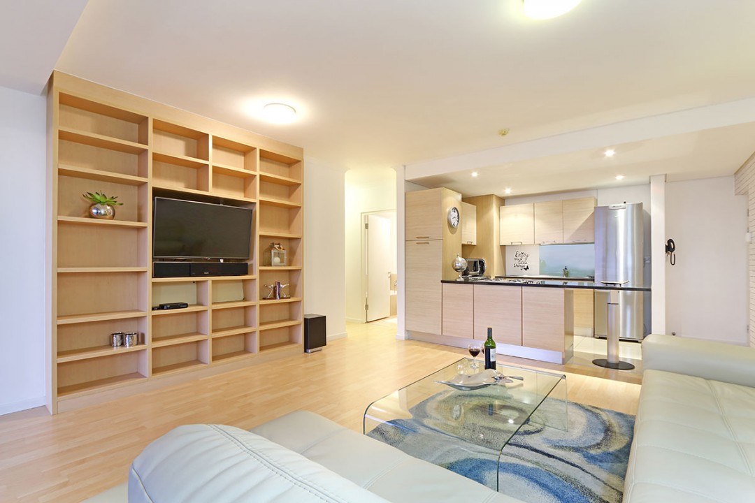 5dc18567bd8fd060197498