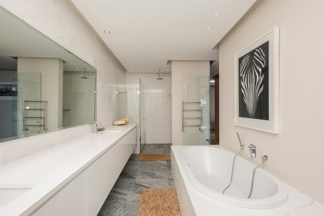 2 Little Glen Views, Camps Bay-030