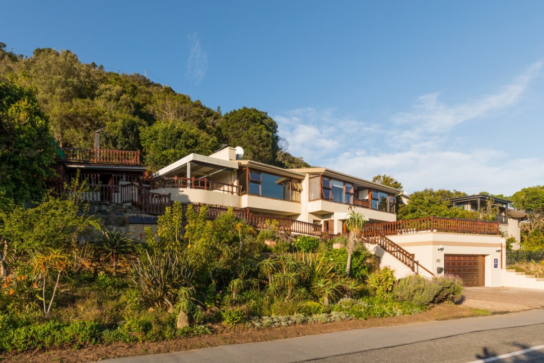 Hello-Garden-Route-400-Waterside-Road-Villa-2