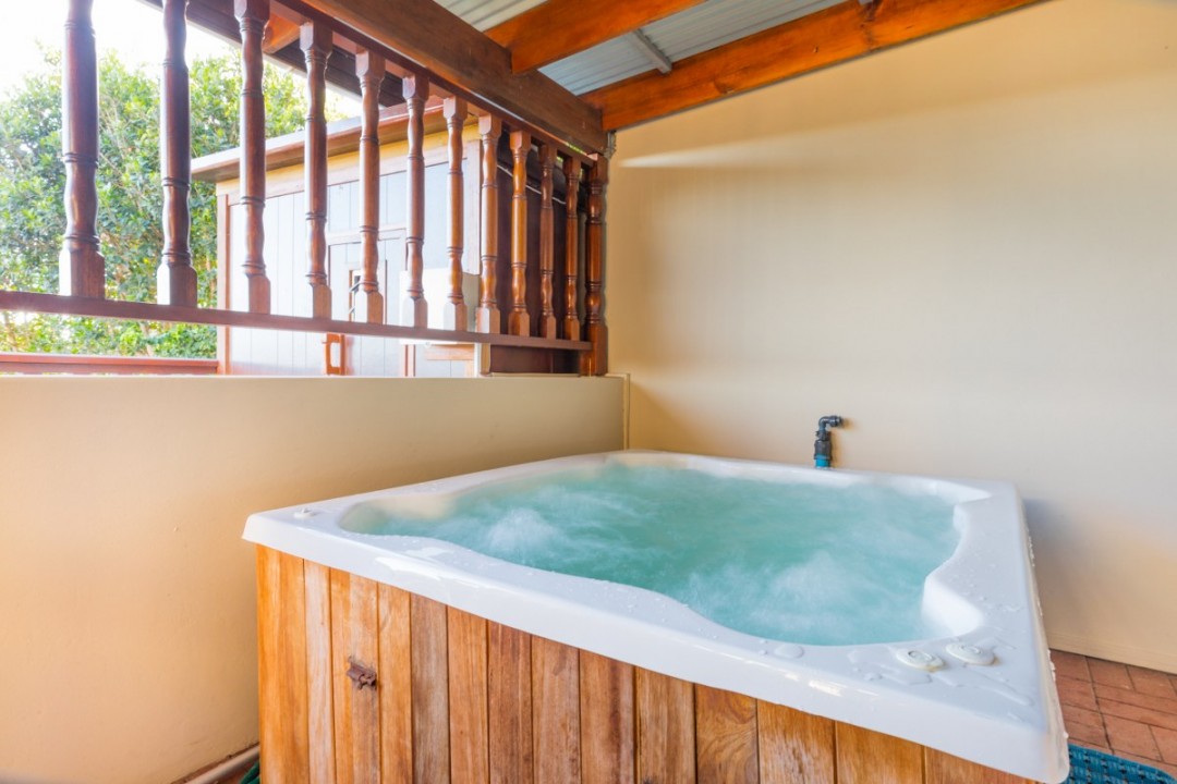 Hello-Garden-Route-400-Waterside-Road-Villa-36