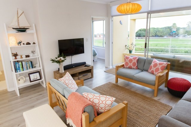 Hello-Garden-Route-Lazur-Holiday-Apartment-Wilderness-13