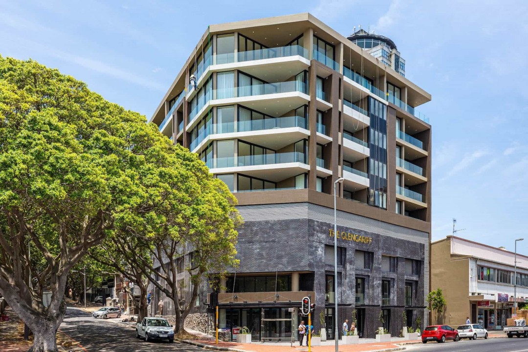 TheGlengariff_LobbyExt_006-1920x1280