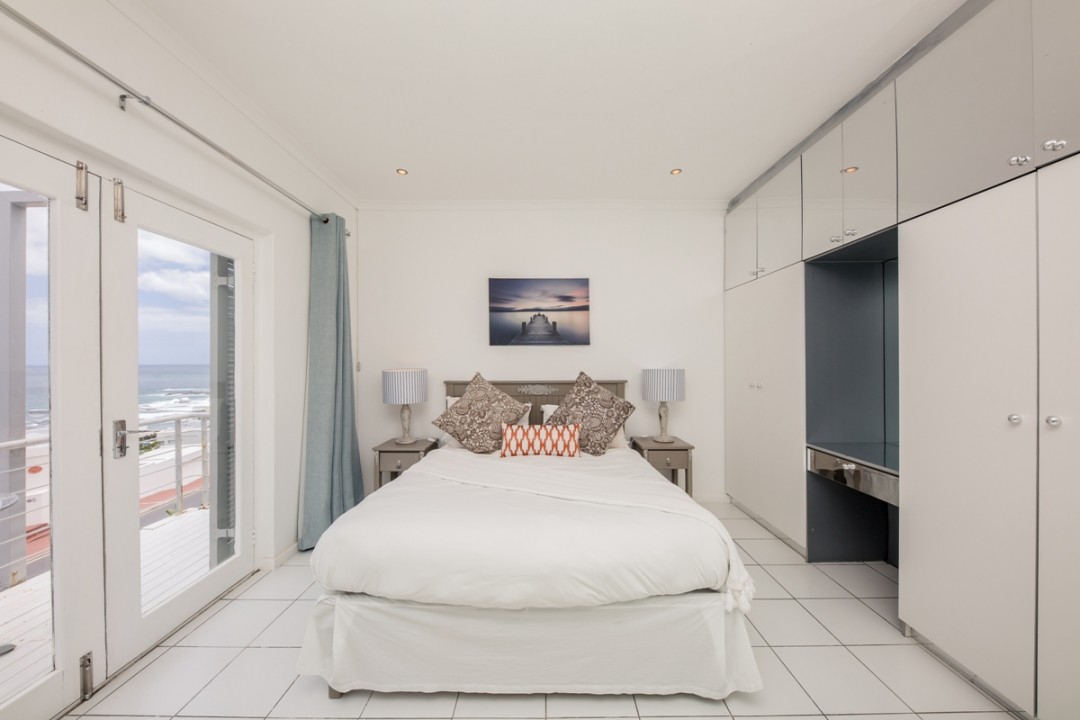 Unit 2 Indigo Bay, Camps Bay-002