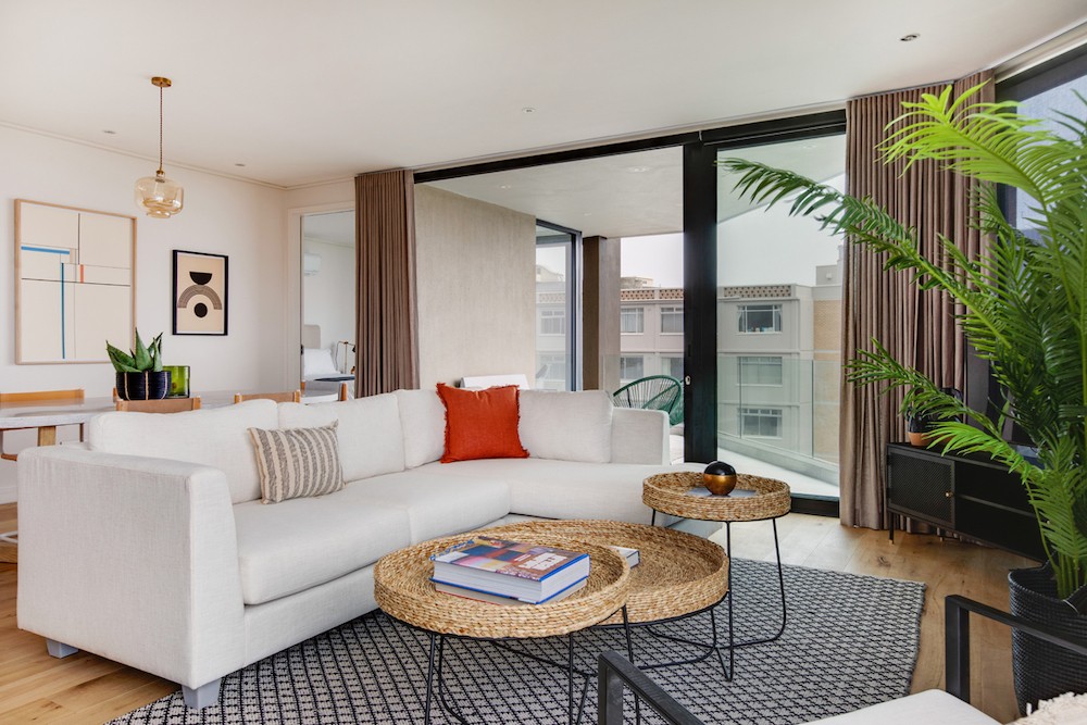 Sea-PointPromenade-Apartment-Rentals