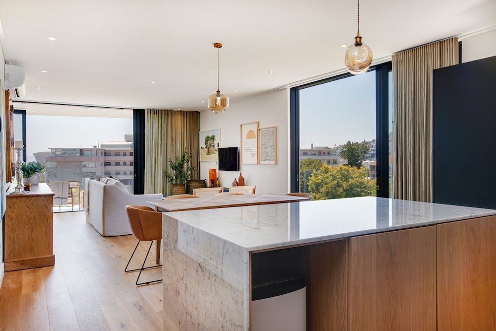 Beautiful-Sea-Point-Apartment-rental