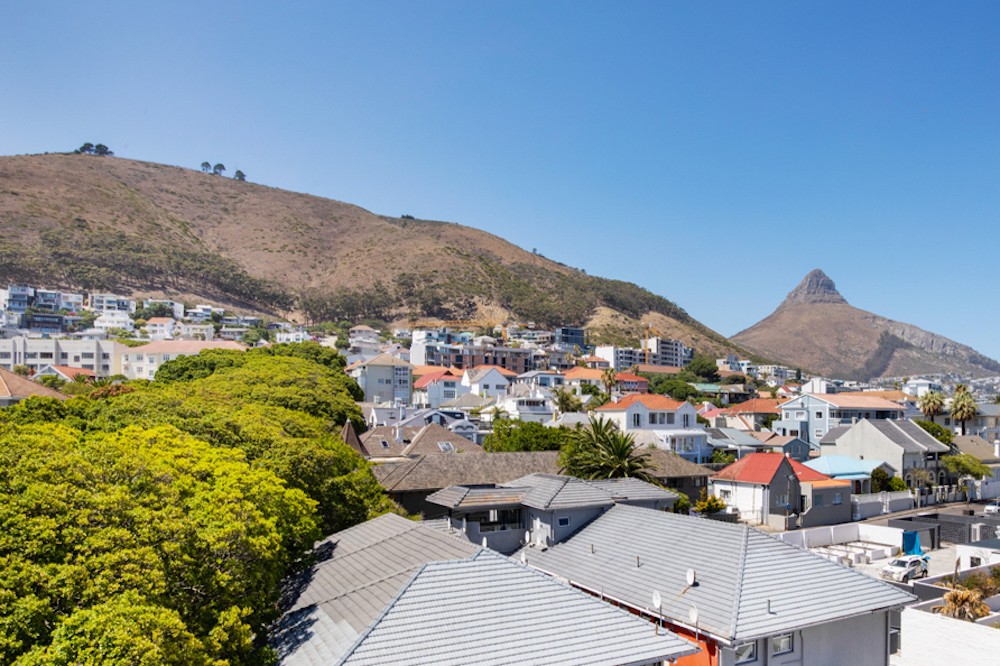Sea-Point-Apartment-with-terrace