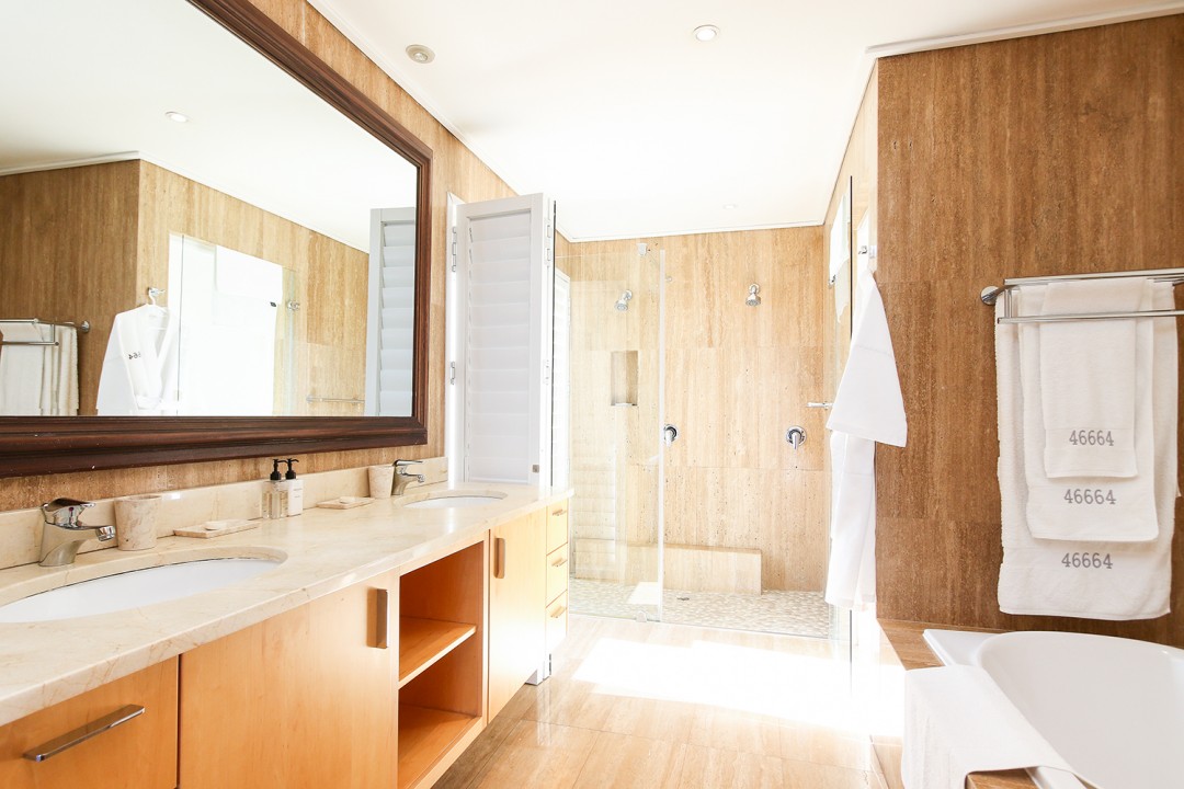 25.-Master-ensuite-Bathroom