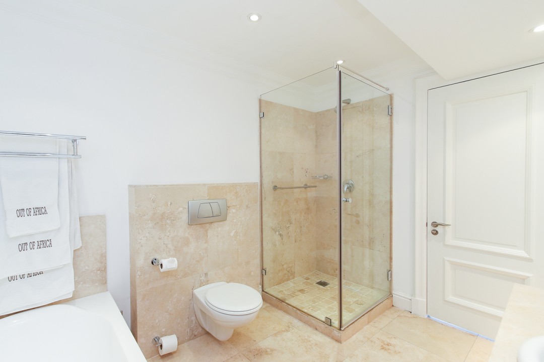 34.-Out-of-Africa-ensuite-bathroom