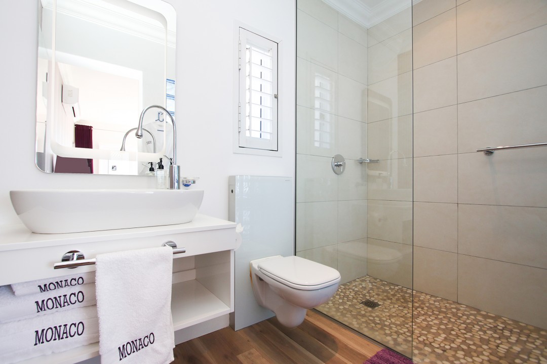38.-Monaco-Bathroom-Suite