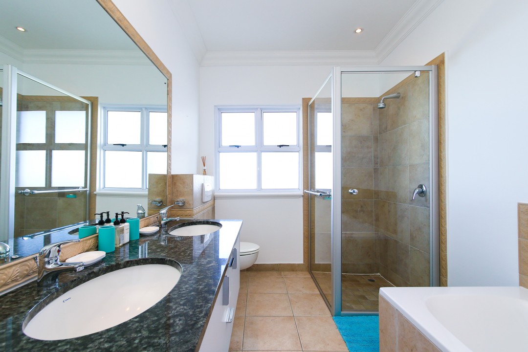 54.-Miami-Bathroom-ensuite