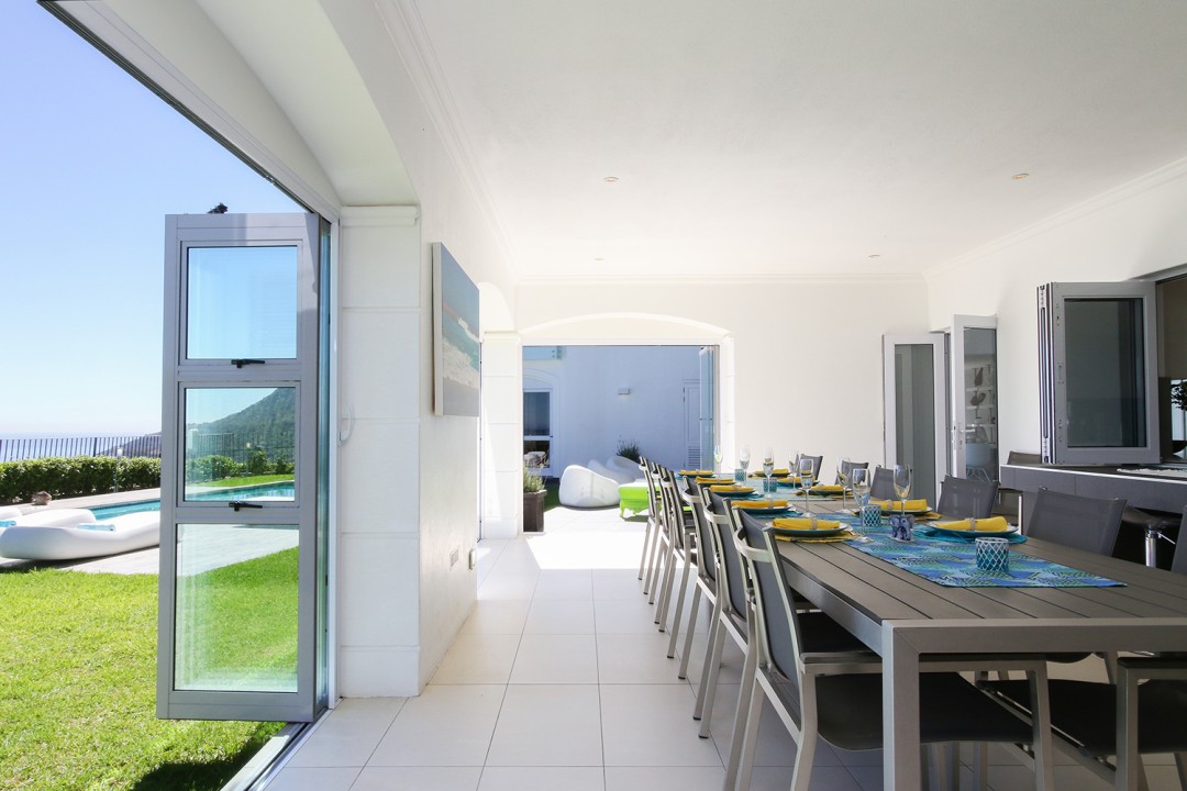 59.-Long-Table-Dining-BBQ-Area