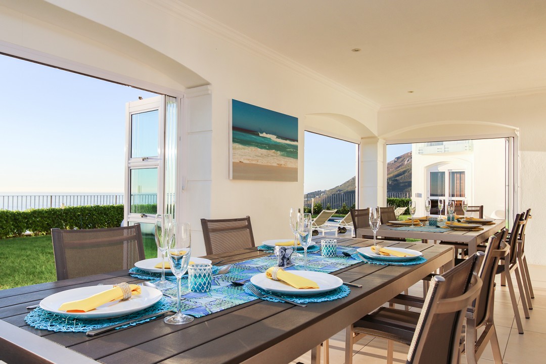 61.-Long-Table-Dining-Area