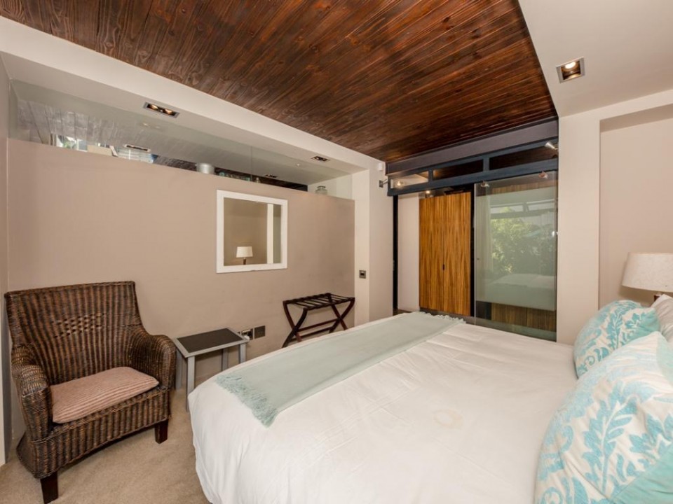 02904bd1-f13d-4340-a001-db754318b24c