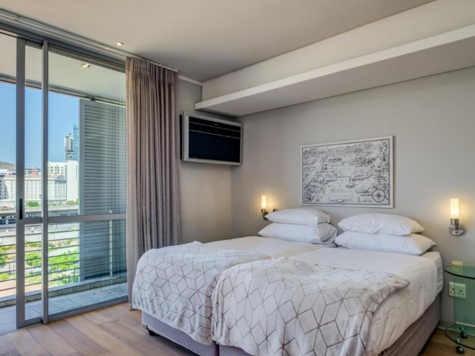 Harbour-Brudeg-417.-13