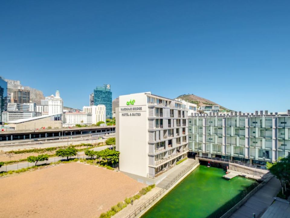 Harbour-Brudeg-417.-16