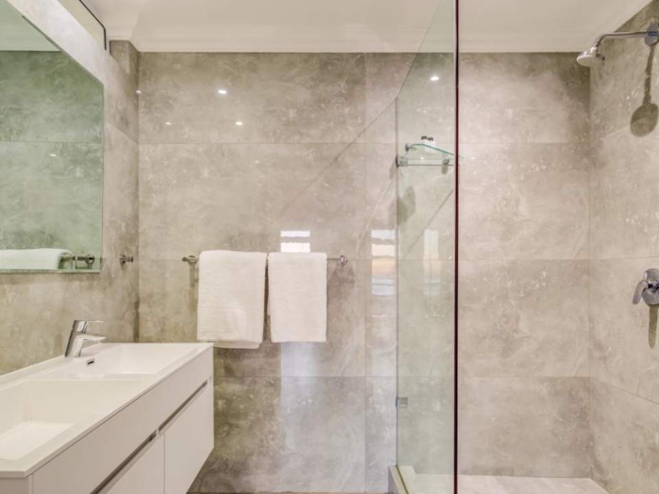 Latitude-Adjustment.-12