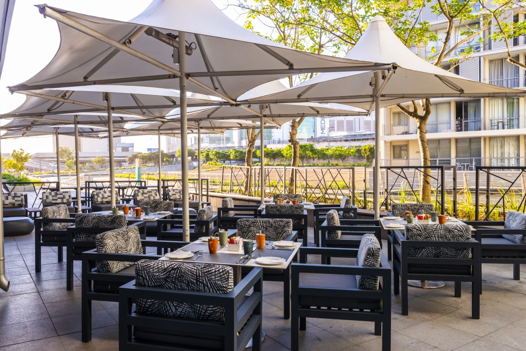 HarbourBridge-295-Canal-Cafe