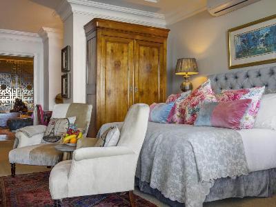 Charming and Elegant Bedroom at 21 Nettleton