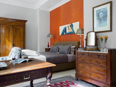 Boldly Styled Bedroom at 21 Nettleton