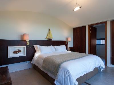 13737f98-0ab1-494d-b5e6-ccc2fd906a5a