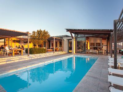 427ef377-20f9-4dcc-a090-a08710f25587