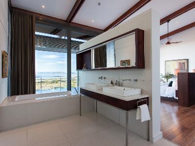 7afd12fe-075b-476c-a588-b440bdc370b8