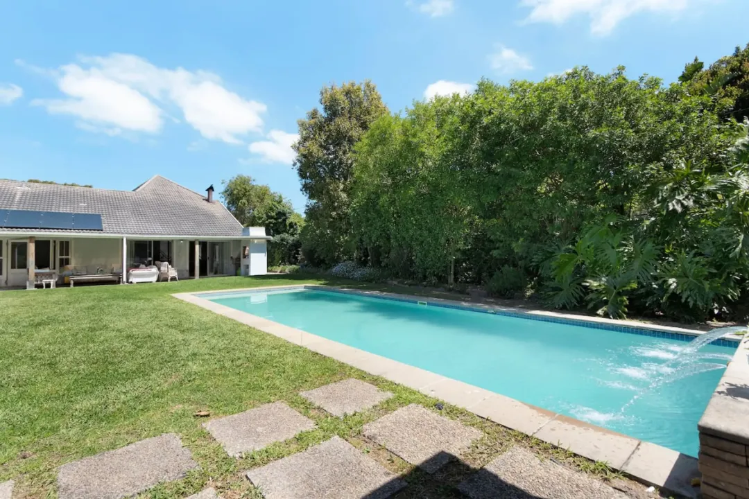 104518-306525-efP3rk5VwSPixM-Ap5O5nGw2jrtsMjfkLK2ogEufxo-66dbf30c85298