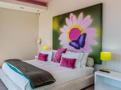 90609003-02df-44a9-ad1e-c88873d481b8