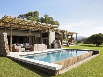 ab6b324d-3b8f-4b79-b4e6-50ddd2cd4fdb