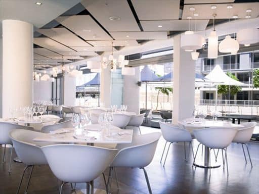 va-waterfront-harbour-bridge-hotel-and-suites_7_L