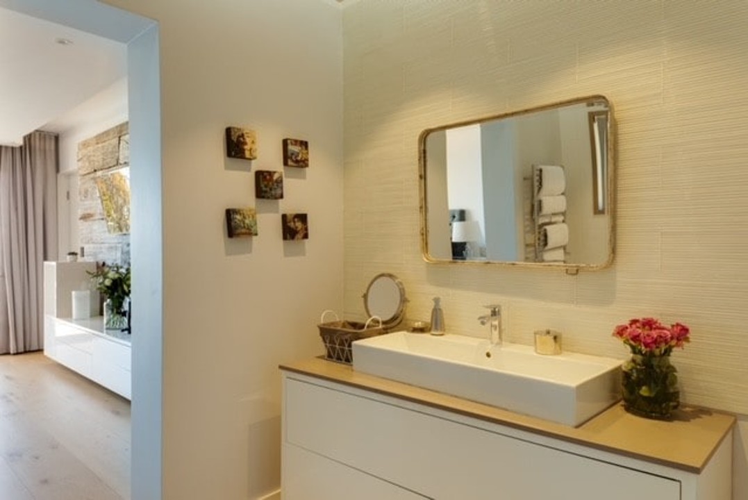 76947c95-069b-4c77-a353-fa6ec216142c