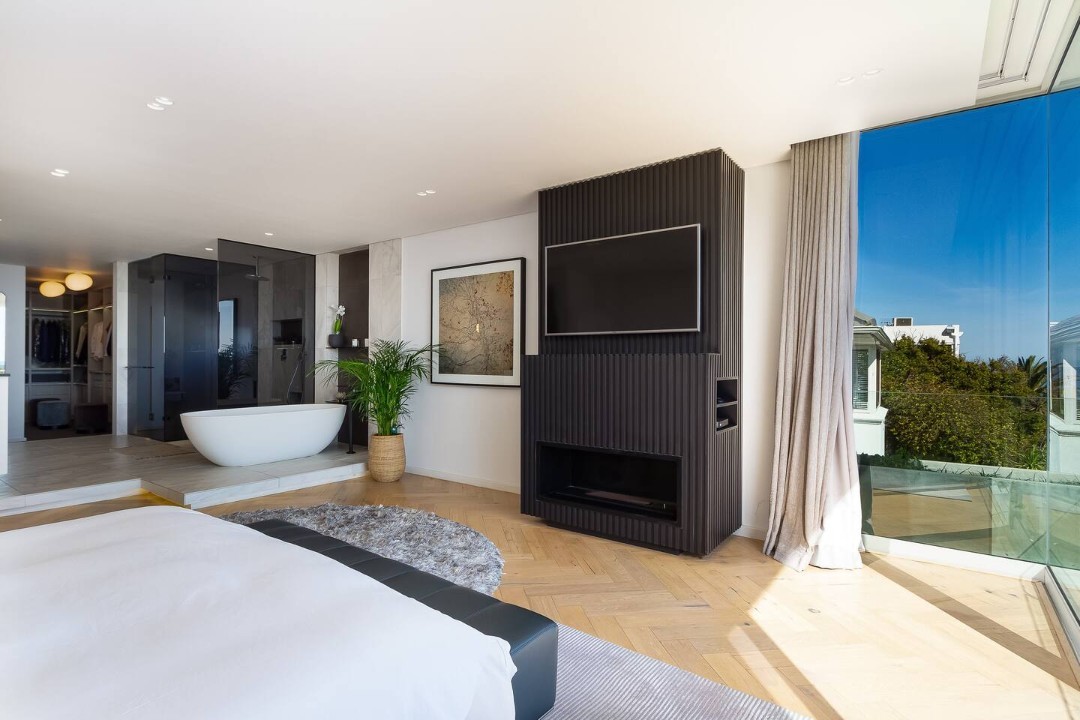 1f0c5853-ebec-42a7-aede-c287c7b6a323