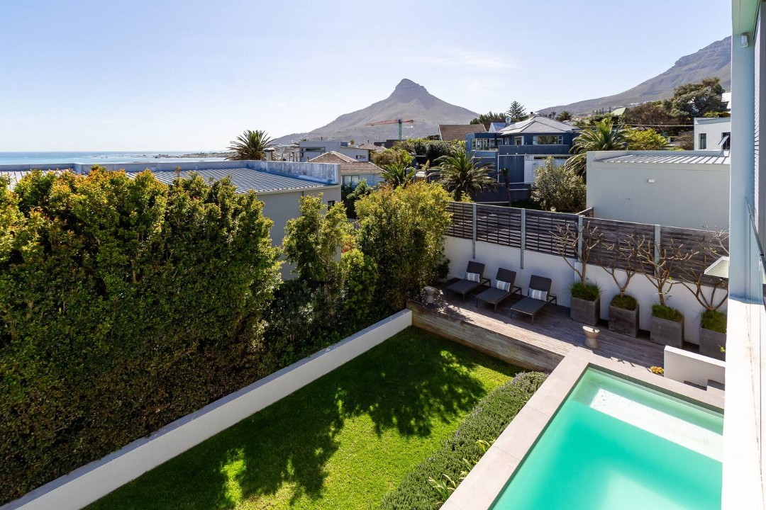 795ff826-efb9-4898-8c58-ab62536feb00