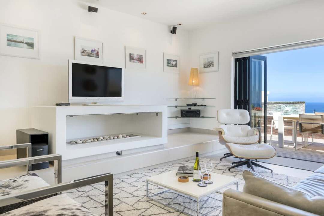 5c807287-6187-49-enwQO