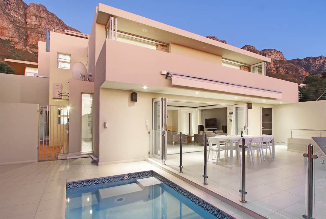 13bf0a33-b4f5-40-GrhYB