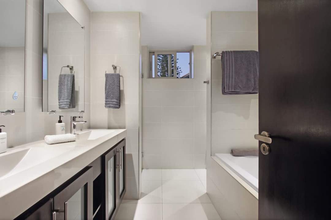 4bd513f0-6bc3-4f-LhEhK