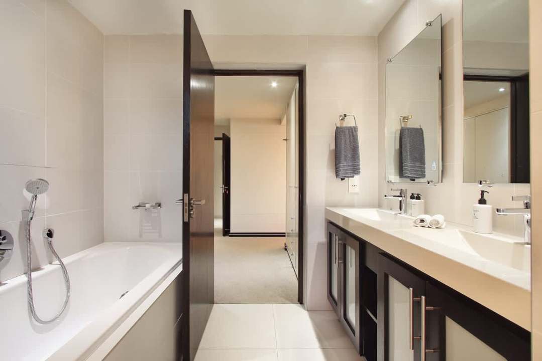 bd89dc29-d343-42-Gh4_g