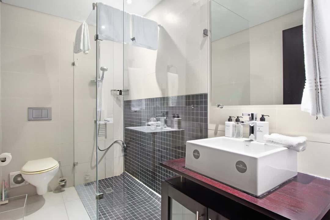 ee084f36-d6f9-44-6bAWY